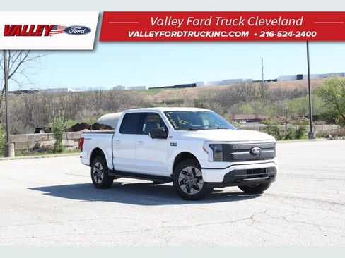 New 2025 Ford F150 Lightning Flash AWD/4WD image 1
