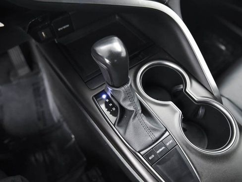 Used 2023 Toyota Camry SE image 22