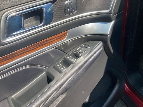 Used 2017 Ford Explorer Limited w/ Equipment Group 301A AWD/4WD image 13