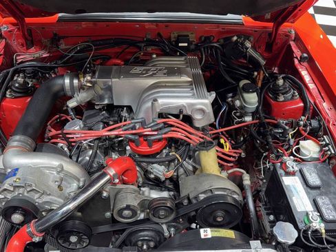 Used 1992 Ford Mustang LX image 2