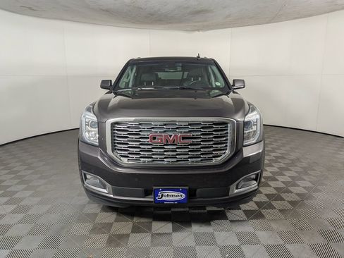 Used 2018 GMC Yukon Denali w/ Denali Ultimate Package image 2