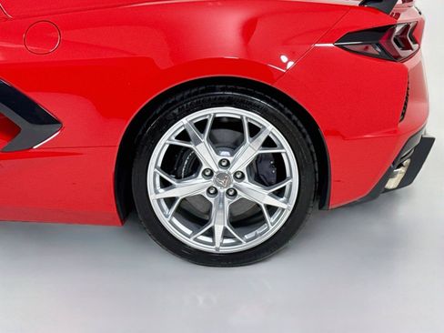 Used 2020 Chevrolet Corvette Stingray Coupe w/ 1LT RWD image 40