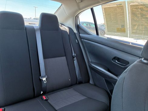 Used 2025 Nissan Sentra SV FWD image 35