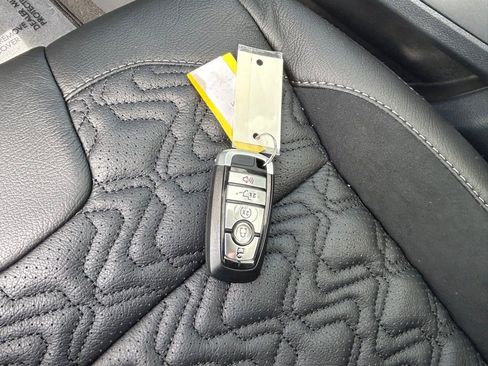 New 2026 Ford F250 Lariat w/ Black Appearance Package image 46