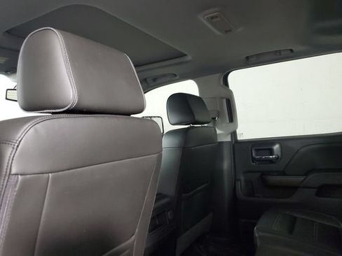 Used 2018 GMC Sierra 2500 Denali w/ Duramax Plus Package AWD/4WD image 13