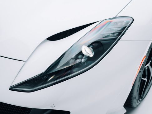Used 2019 Ferrari 812 Superfast RWD image 10