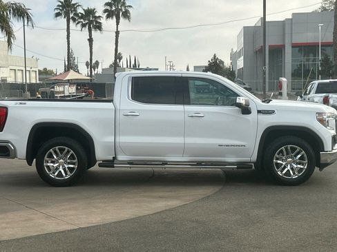 Used 2021 GMC Sierra 1500 SLT w/ SLT Premium Package image 3