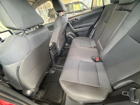Used 2023 Toyota RAV4 LE AWD/4WD image 50