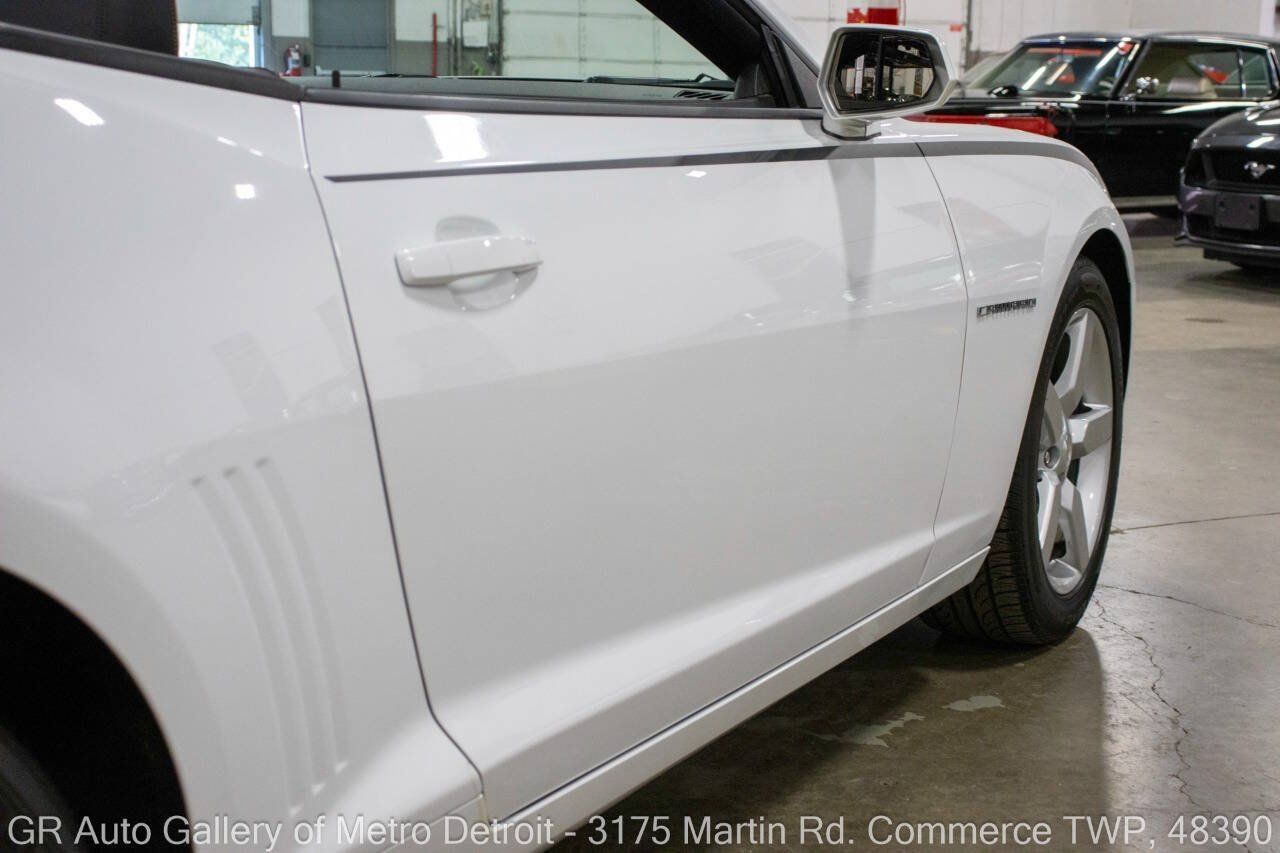 Used 2013 Chevrolet Camaro LT RWD image 24