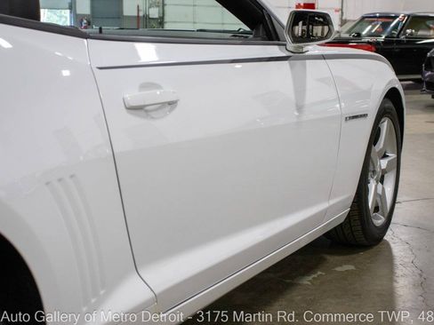Used 2013 Chevrolet Camaro LT RWD image 24