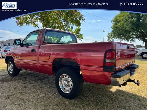 Used 1998 Dodge Ram 1500 Truck 2WD Regular Cab image 2