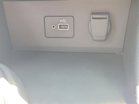 Used 2023 Nissan Sentra S FWD image 21