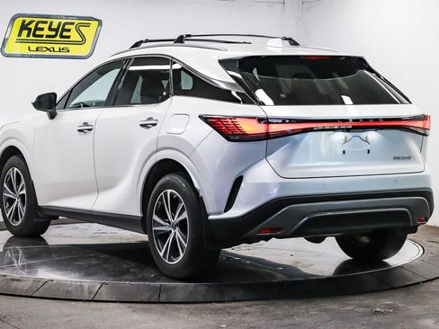 Used 2024 Lexus RX 350 Premium w/ Accessory Package (Z1) FWD image 2