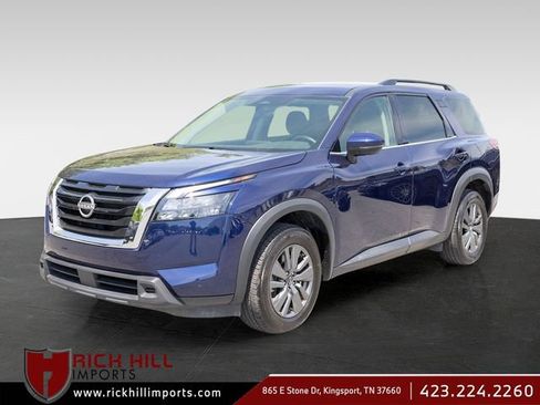 Used 2025 Nissan Pathfinder SV AWD/4WD image 1
