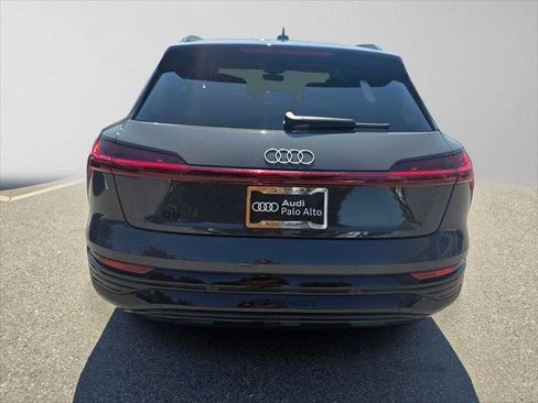 Used 2024 Audi Q8 e-tron Prestige w/ Prestige Package AWD/4WD image 4