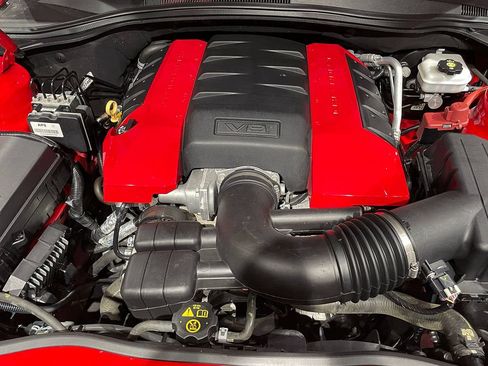 Used 2015 Chevrolet Camaro SS w/ Commemorative Special Edition RWD image 44