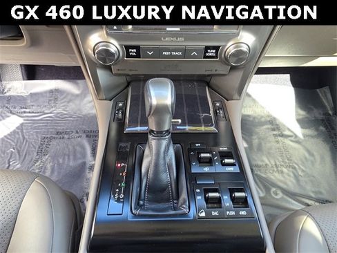 Used 2020 Lexus GX 460 Luxury image 28