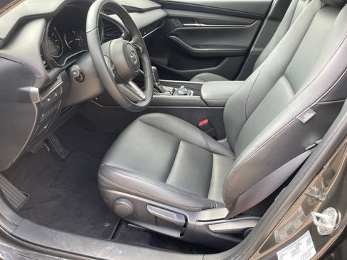 Used 2025 MAZDA MAZDA3 s FWD image 9