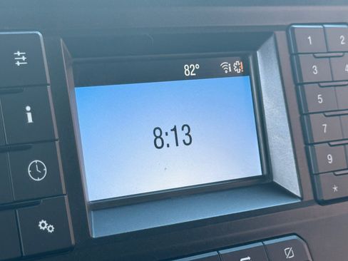 Used 2018 Ford F150 XLT w/ Equipment Group 301A Mid AWD/4WD image 18