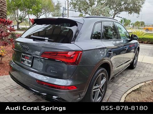 Certified 2025 Audi Q5 e Premium Plus image 4