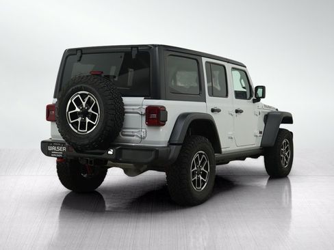 Used 2026 Jeep Wrangler Unlimited Rubicon AWD/4WD image 6