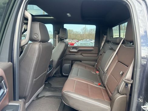 Used 2024 GMC Sierra 2500 Denali w/ Denali Reserve Package image 24