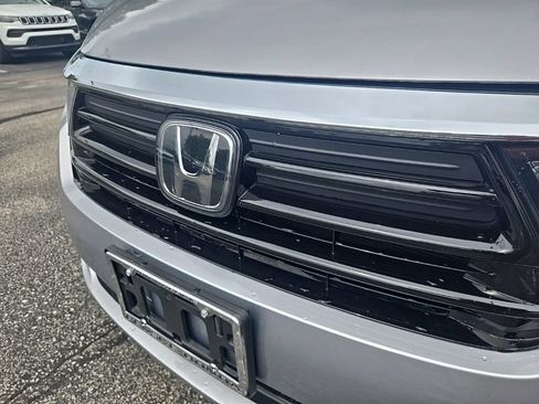 Used 2022 Honda Odyssey Elite image 23