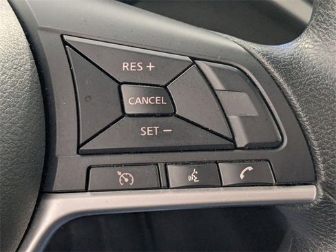 Used 2024 Nissan Altima 2.5 SV image 16