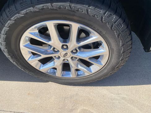 Used 2021 Ford Expedition XLT RWD image 9