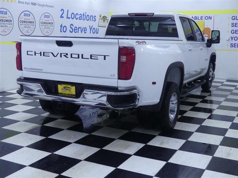 Used 2025 Chevrolet Silverado 3500 LT image 7