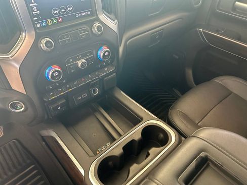 Used 2021 GMC Sierra 1500 SLT w/ SLT Premium Plus Package AWD/4WD image 41