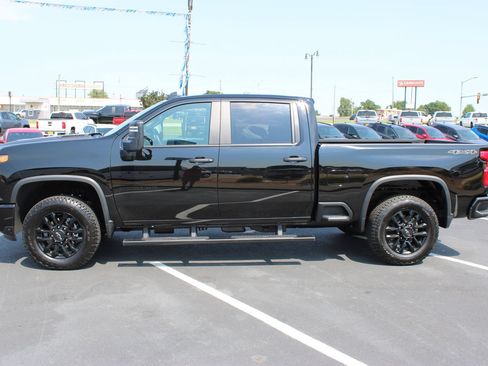 Used 2026 Chevrolet Silverado 2500 Custom w/ Custom Value Package AWD/4WD image 5