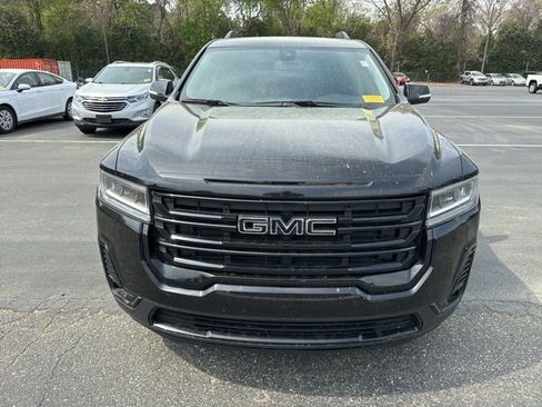 Used 2023 GMC Acadia SLT w/ Elevation Edition image 8