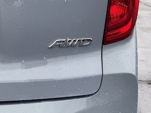 Used 2023 Honda Passport EX-L image 9