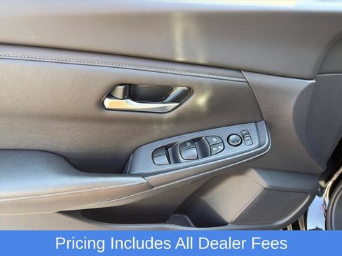 Used 2025 Nissan Sentra SV w/ All-Weather Package FWD image 24