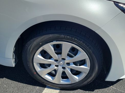 Certified 2024 Toyota Corolla LE FWD image 8