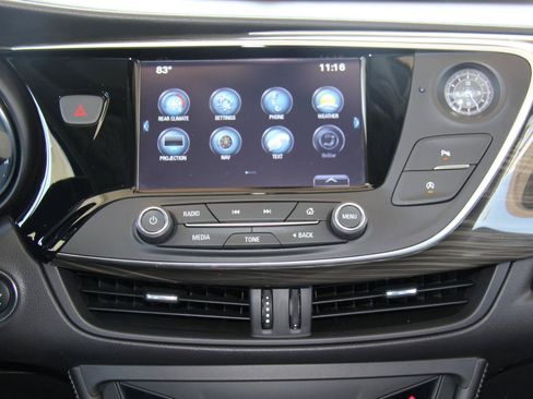 Used 2020 Buick Envision Essence w/ Experience Buick Package FWD image 17