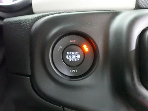 Used 2021 Jeep Wrangler Unlimited Sahara image 22