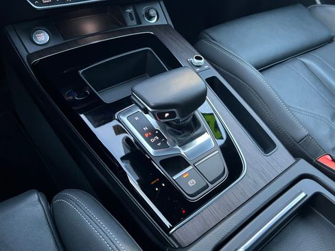 Used 2021 Audi Q5 2.0T Premium w/ Convenience Package image 15