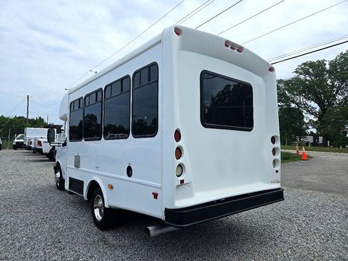 Used 2015 Chevrolet Express 3500 w/ Shuttle Bus Package image 5