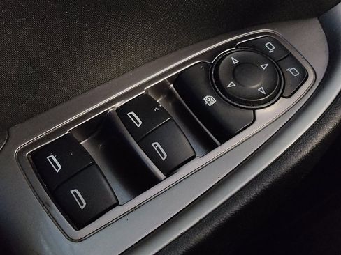 Used 2020 Chevrolet Malibu RS FWD image 27