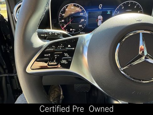 Certified 2025 Mercedes-Benz GLC 300 4MATIC image 24