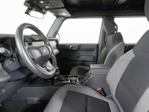 Used 2025 Ford Bronco Big Bend image 11