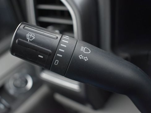 Certified 2017 Ford F150 XLT w/ Equipment Group 302A Luxury image 20