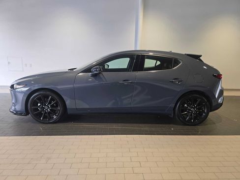 Used 2021 MAZDA MAZDA3 Hatchback w/Premium Plus Pkg AWD/4WD image 2