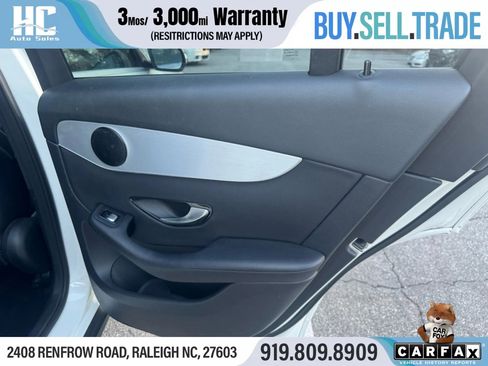 Used 2019 Mercedes-Benz GLC 300 4MATIC image 19