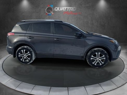 Used 2016 Toyota RAV4 LE image 7