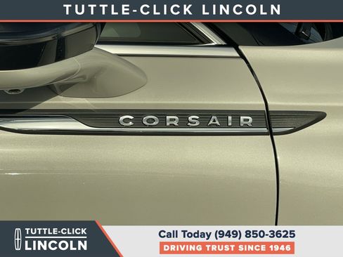 Used 2023 Lincoln Corsair Reserve w/ Equipment Group 201A AWD/4WD image 17