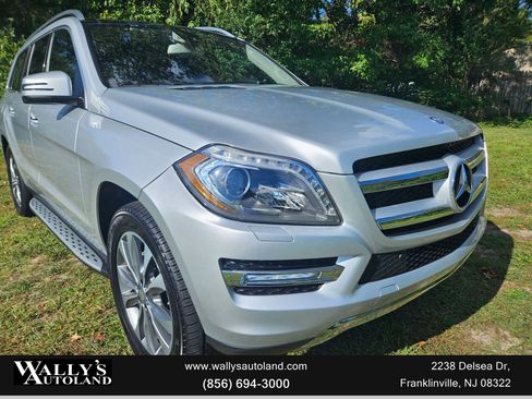 Used 2016 Mercedes-Benz GL 450 4MATIC image 3