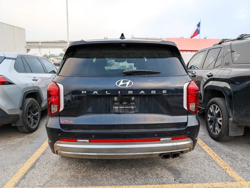 Used 2025 Hyundai Palisade Calligraphy FWD image 9